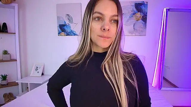 Snapshot of Isabella_Harley chatting on July 2026 01:27:01 PM Isabella Harley online show from July 2026 01:27:01 PM