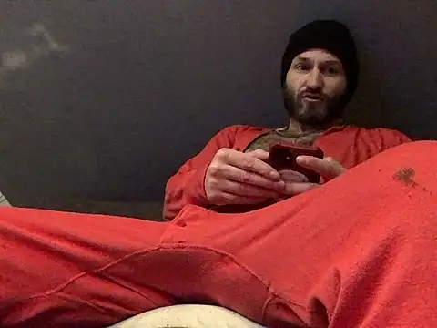 Snapshot of GhetTOfag_ chatting on January 2025 05:34:01 AM GhetTOfag online show from January 2025 05:34:01 AM