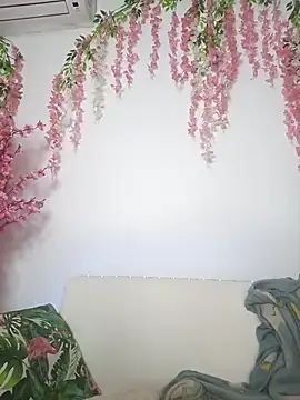Snapshot of Bell_a_mi_ chatting on July 2026 10:52:02 AM Bell a mi online show from July 2026 10:52:02 AM
