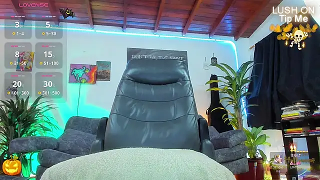 RyanCarter  online show from October 2025 03:35:02 PM