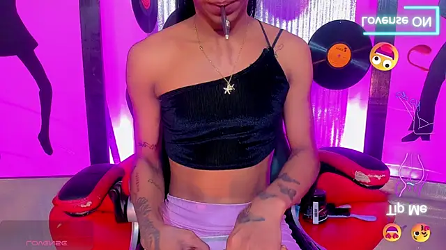 nickyminach  online show from March 2026 07:19:01 PM