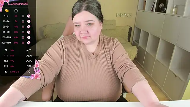 PlumPie online show from October 2025 01:23:02 PM