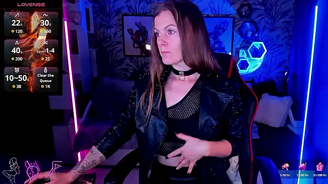 Snapshot of Devi_Evi chatting on December 2024 05:46:01 PM Devi Evi online show from December 2024 05:46:01 PM