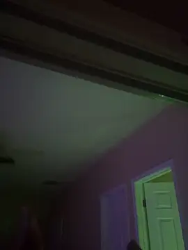 Snapshot of ElcaitanSlay chatting on March 2026 05:18:01 AM ElcaitanSlay online show from March 2026 05:18:01 AM