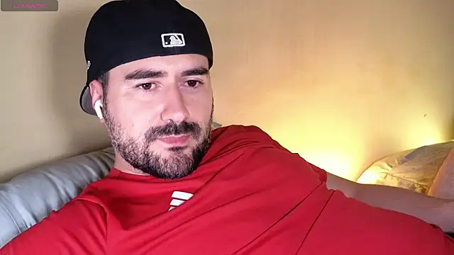 DominantTheo online show from November 2025 04:23:02 AM