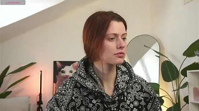 Snapshot of doll_lesli chatting on February 2026 12:58:02 PM doll lesli online show from February 2026 12:58:02 PM