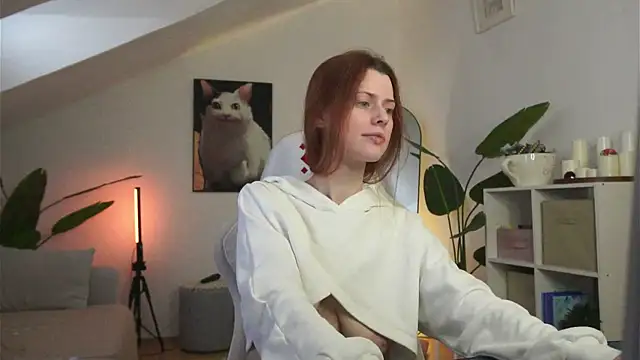 Snapshot of doll_lesli chatting on March 2026 12:33:02 PM doll lesli online show from March 2026 12:33:02 PM