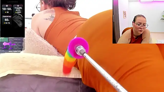 Paulina Davis  online show from February 2026 12:07:01 AM