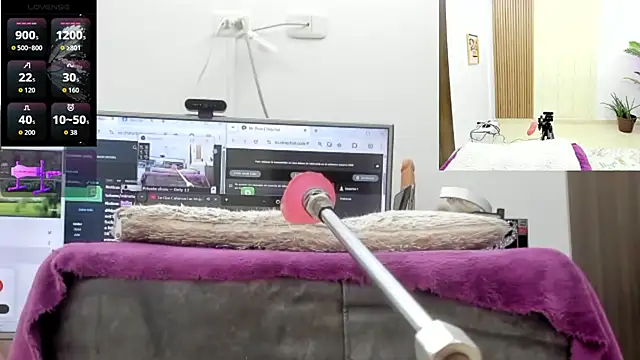 Paulina Davis  online show from July 2026 12:50:02 AM