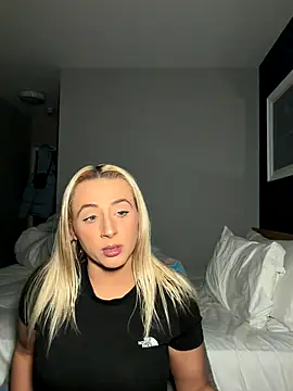 Strongqueen online show from October 2025 07:15:01 PM