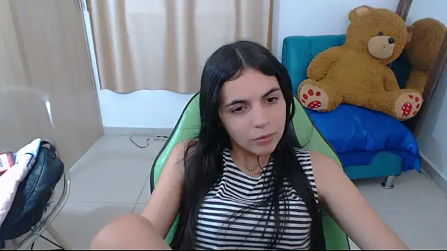  elenna online show from February 2025 05:25:02 PM