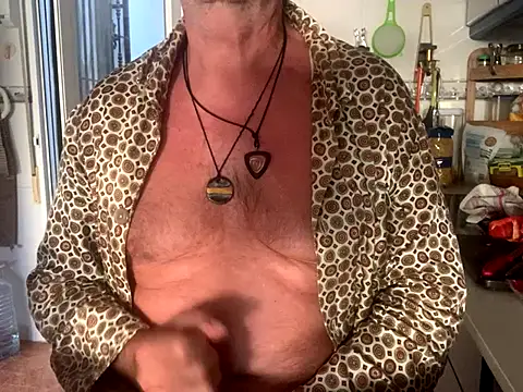 Snapshot of Nudelschwanz chatting on October 2025 07:23:01 AM Nudelschwanz online show from October 2025 07:23:01 AM