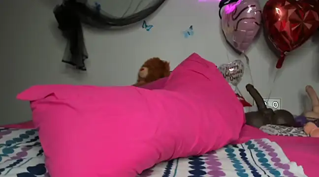 ThickAssRena online show from February 2025 04:25:01 AM