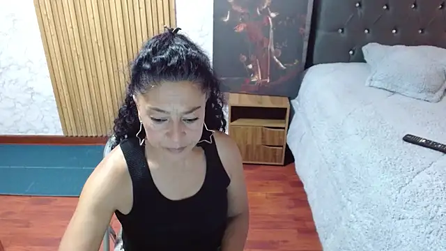 Anitta muscle online show from March 2026 09:43:01 PM