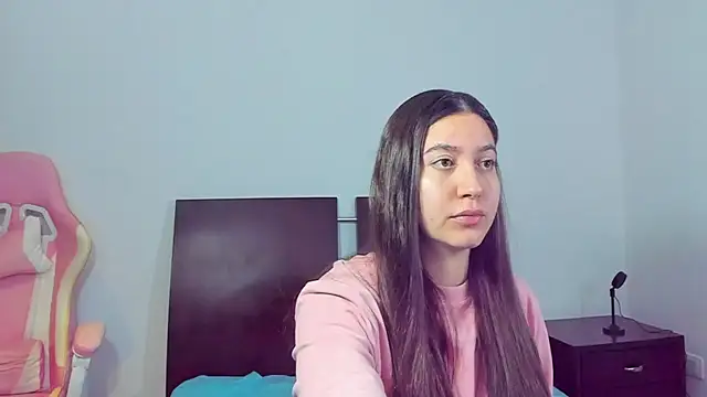 alice-love1 online show from March 2025 02:43:01 AM