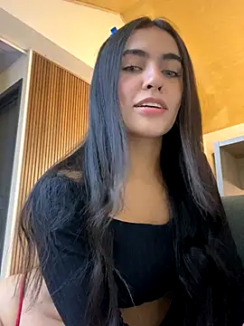 DaphneUwu online show from December 2025 02:08:02 AM