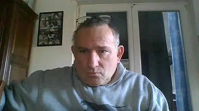 Snapshot of jeanlulu chatting on January 2025 03:09:02 PM jeanlulu online show from January 2025 03:09:02 PM