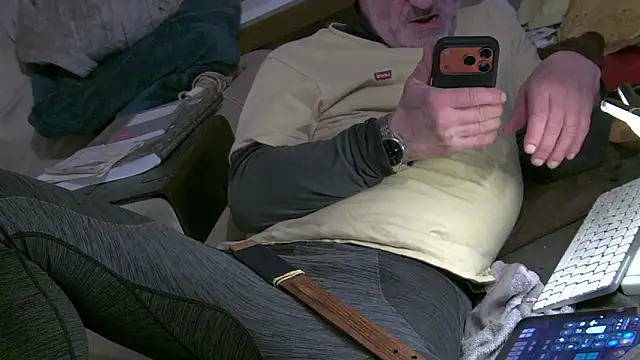 mike30nbg online show from March 2026 09:52:01 PM