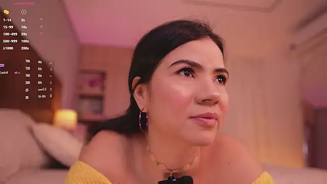 tatikiss  online show from November 2025 11:57:02 AM