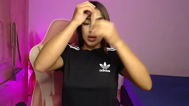 GiltRosebush online show from January 2025 08:04:02 PM