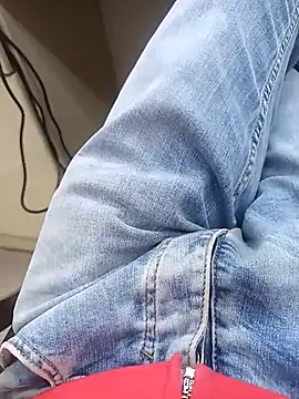 Snapshot of hotdickhow chatting on February 2025 09:43:02 AM hotdickhow online show from February 2025 09:43:02 AM