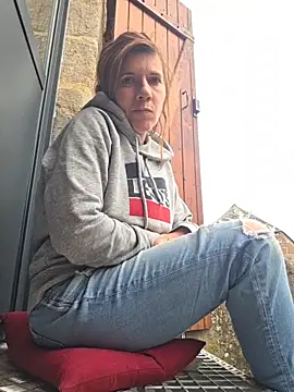 Lina lou4 online show from January 2026 01:39:01 PM