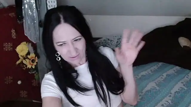 DebraMilf online show from April 2026 12:57:01 AM