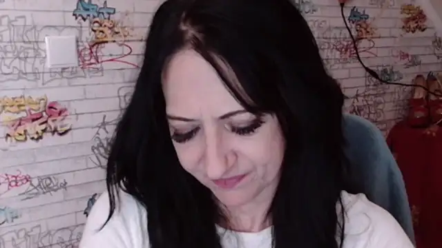 DebraMilf online show from July 2026 03:34:01 AM