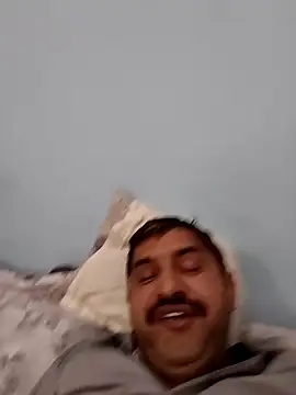 Amandev7 online show from September 2025 03:44:01 PM