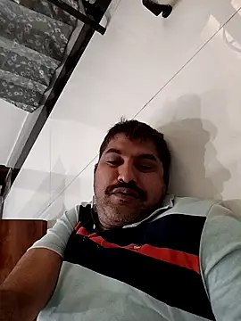 Snapshot of Amandev7 chatting on May 2026 02:53:01 AM Amandev7 online show from May 2026 02:53:01 AM