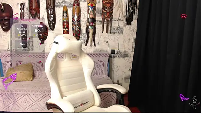 CrazyLaGirl online show from September 2025 07:59:01 PM