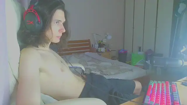 CandyChell online show from January 2025 12:05:01 PM