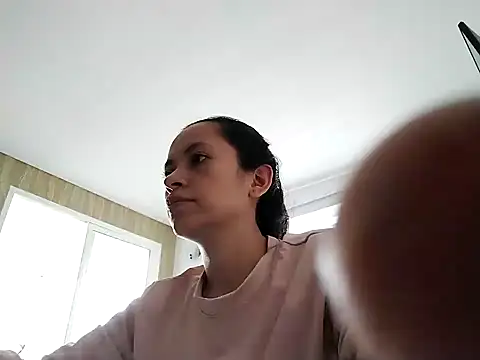 Snapshot of sharonshow chatting on February 2025 04:14:01 PM sharonshow online show from February 2025 04:14:01 PM