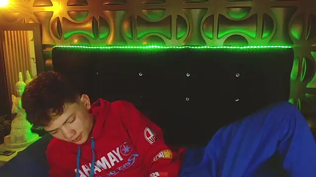 cruz dante online show from April 2026 07:08:02 PM