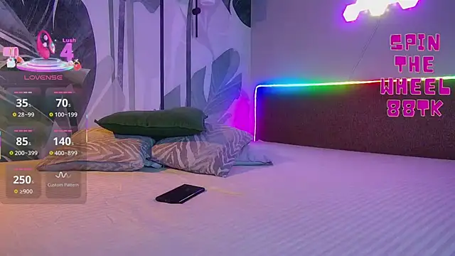 RubyValen online show from November 2025 01:08:01 AM