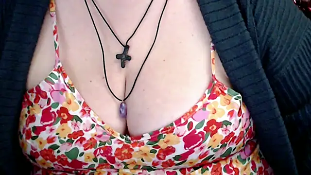 mayasmith online show from December 2025 10:33:01 AM