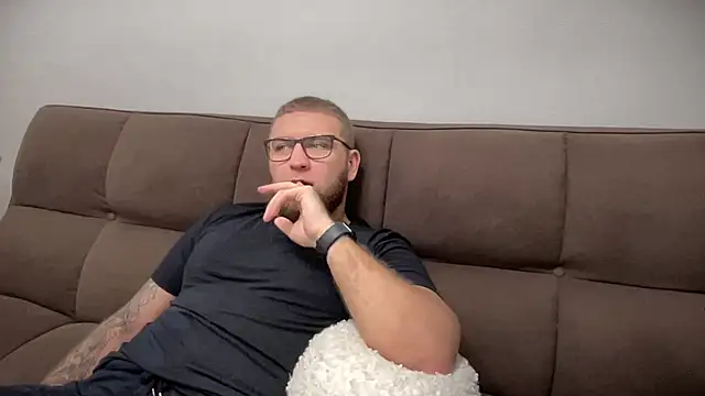 Bear bear  online show from December 2024 03:42:01 AM