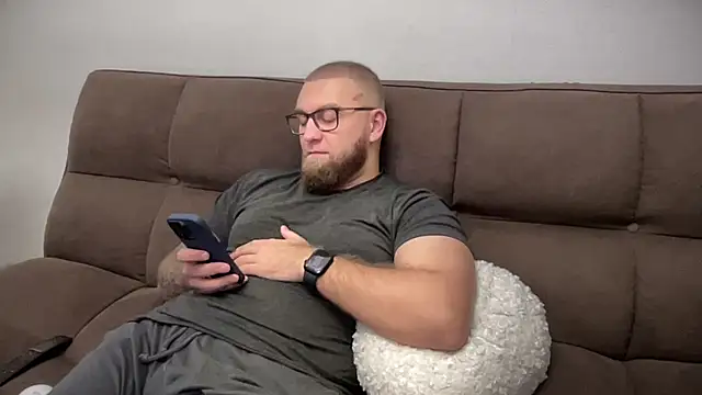 Bear bear  online show from December 2024 03:24:02 PM