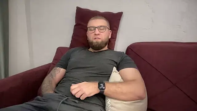 Bear bear  online show from February 2025 02:59:01 PM