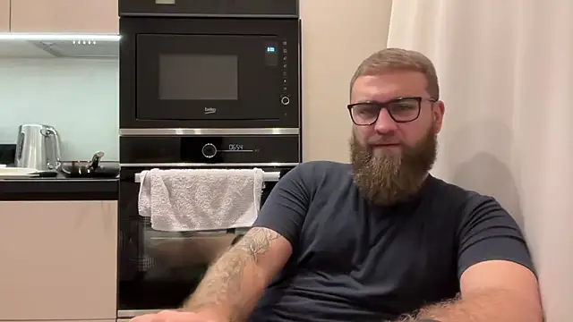 Bear bear  online show from November 2025 01:33:02 PM