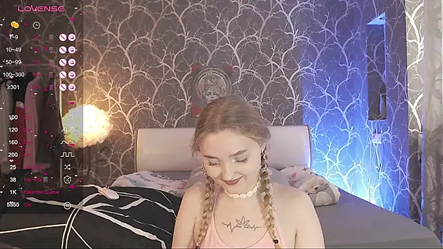 MiaMiaMeow online show from July 2026 09:04:01 AM