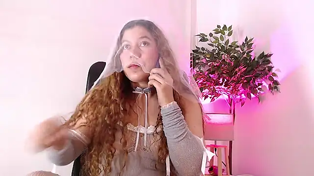 Snapshot of Coffee_Dreams chatting on January 2025 04:12:02 PM Coffee Dreams online show from January 2025 04:12:02 PM