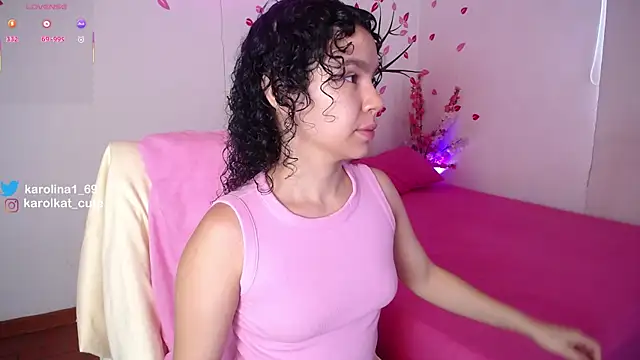 Karolina 1 online show from October 2025 02:18:01 PM