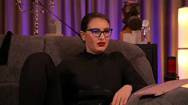 kelly kent online show from January 2025 01:33:01 AM