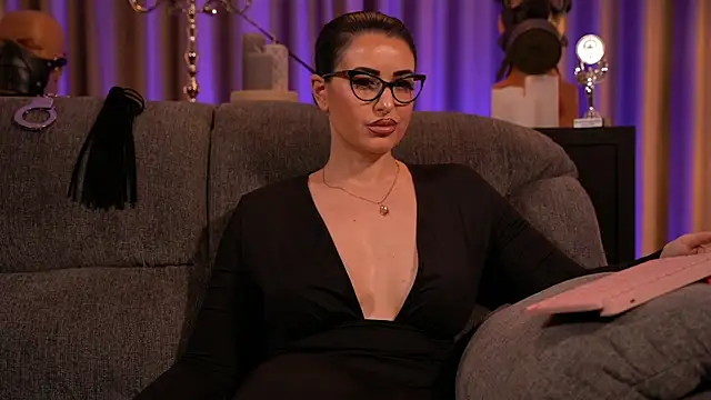 kelly kent online show from March 2025 03:22:01 AM