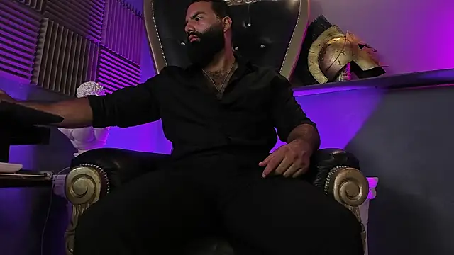 BeardAndrew online show from November 2025 02:58:02 AM