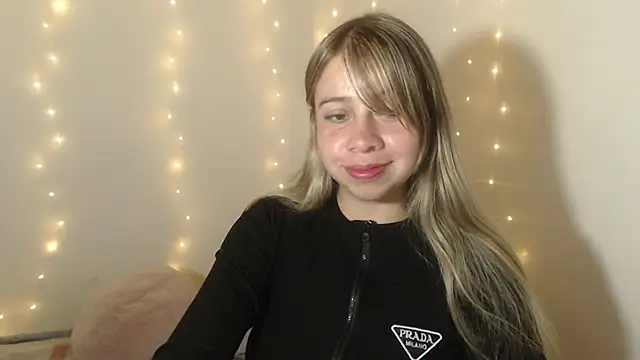 SweetSofty online show from March 2026 10:02:01 PM