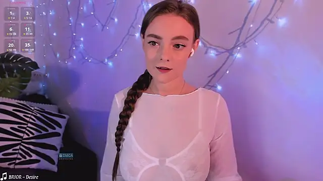 xwiuiwx online show from October 2025 12:14:02 PM