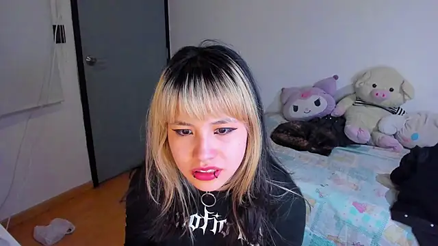 Snapshot of Akane-Mou chatting on December 2024 02:26:01 AM Akane-Mou online show from December 2024 02:26:01 AM