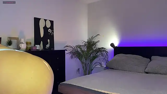 spottyyy online show from March 2025 06:48:01 PM